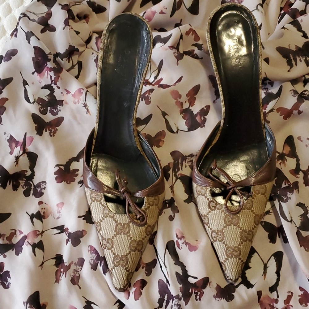 Authentic Gucci slides with kitten heel